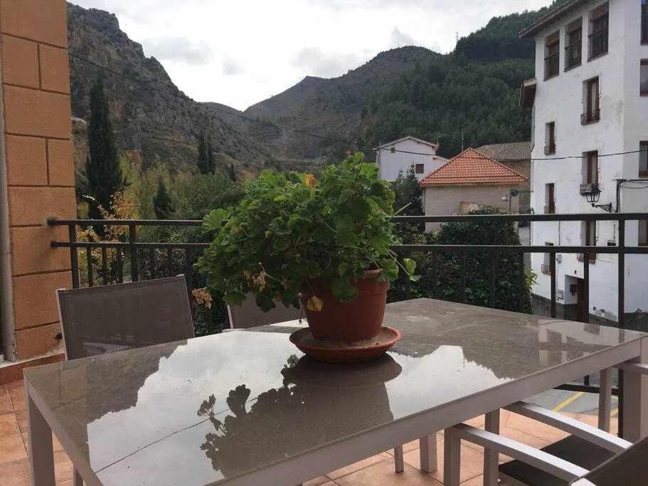El Mirador Del Rio De Arnedillo Daire Dış mekan fotoğraf